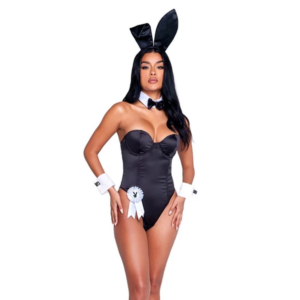 Playboy bunny tail black.